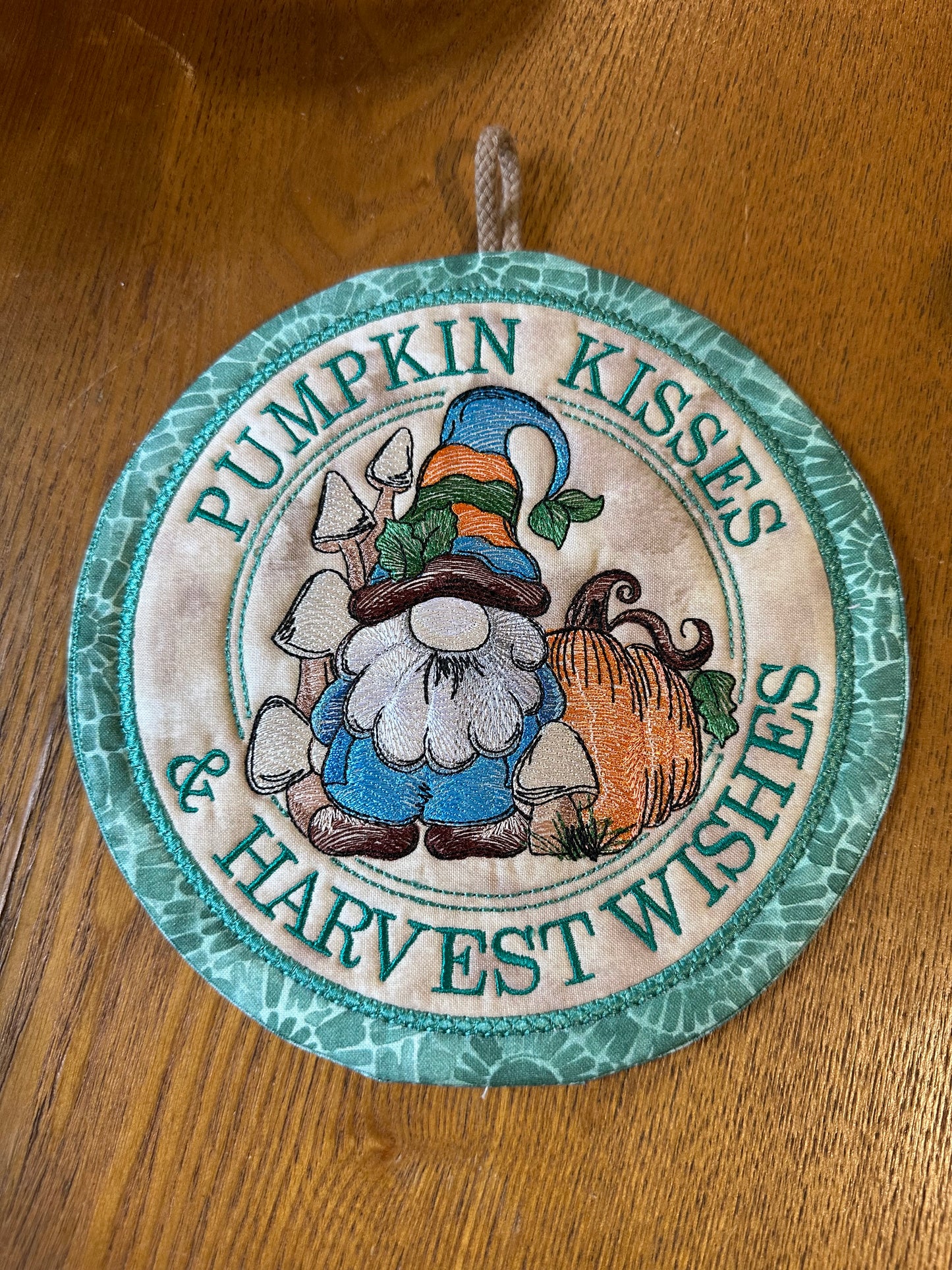 Pumpkin Kisses