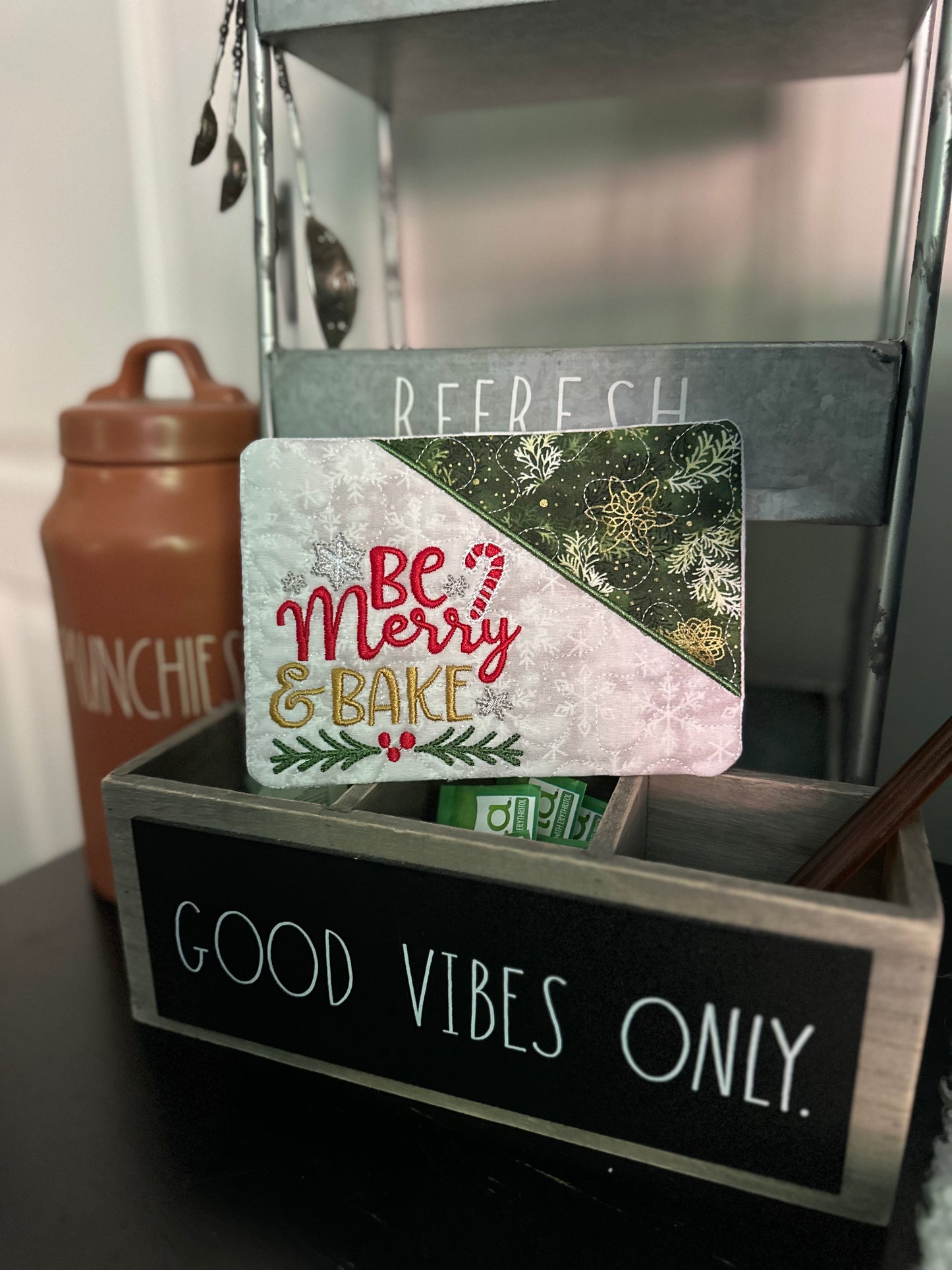 Be Merry & Bake